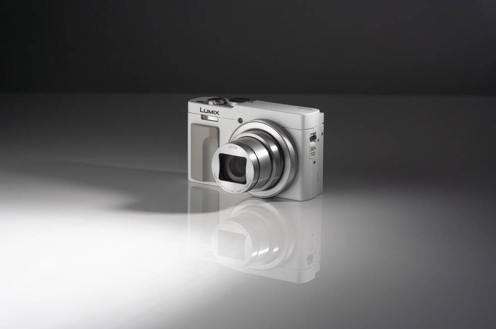 Panasonic amplía su gama de cámaras de viaje con la LUMIX TZ99 en acabado blanco