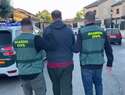 La Guardia Civil detiene a un hombre por robar con violencia con un arma de fuego en una gasolinera de Seseña
