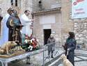 Centenares de ciudadrealeños reciben la bendición de San Antón para sus mascotas en la plaza de Santiago