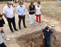 El rector conoce los trabajos arqueológicos realizados por estudiantes de la UCLM en los yacimientos de Alarcos y Noheda