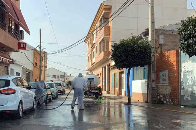 Villafranca de los Caballeros reclama material sanitario y el apoyo de la UM