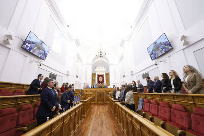 Las Cortes regionales reforman su Reglamento para limitar el uso de fondos parlamentarios al ámbito autonómico