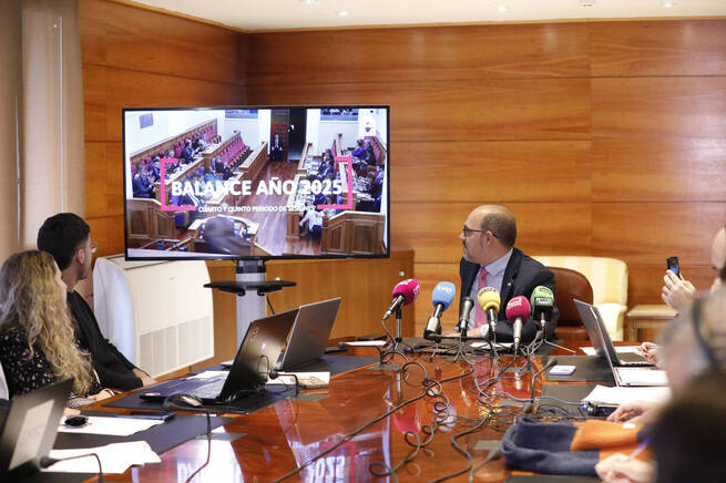 Bellido destaca el "microclima de acuerdo" entre PSOE y PP que ha permitido aprobar conjuntamente la mitad de las leyes de 2025