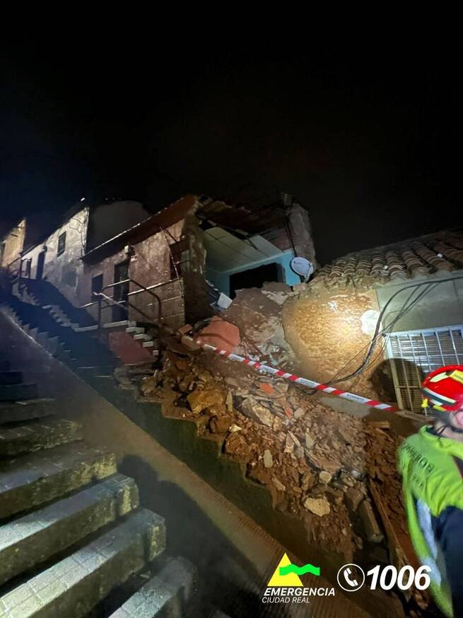Bomberos intervienen en Puertollano, Valdepeñas e Infantes tras las fuertes lluvias nocturnas