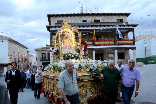 Almonacid vive intensamente sus fiestas patronales en honor a la Virgen de la Luz