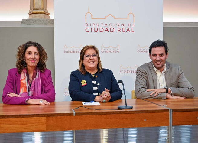 La Facultad de Educación y la Diputación amplían su programa formativo en los campamentos saharauis