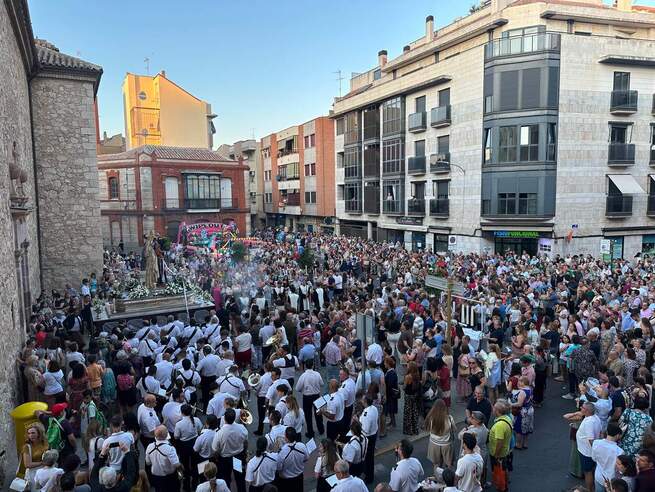 Multitudinaria procesión de la Virgen del Carmen en Ciudad Real
