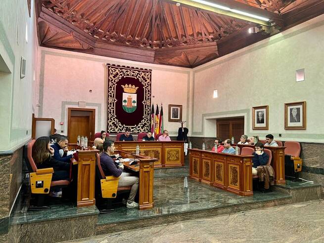 El Pleno de Torrijos aprueba la modificación de la Relación de Puestos de Trabajo en cumplimiento de una sentencia judicial