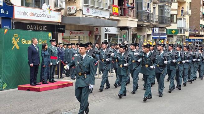 Izado histórico de la bandera en Cuenca marca los actos por la Patrona de la Guardia Civil