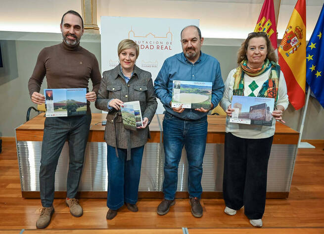La Diputación de Ciudad Real presenta cuatro guías para divulgar el patrimonio volcánico del Campo de Calatrava