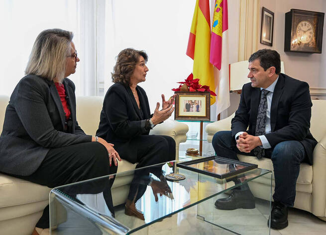 El presidente de la Diputación de Ciudad Real analiza nuevas iniciativas culturales tras el éxito del Centro Cervantino de Almodóvar del Campo