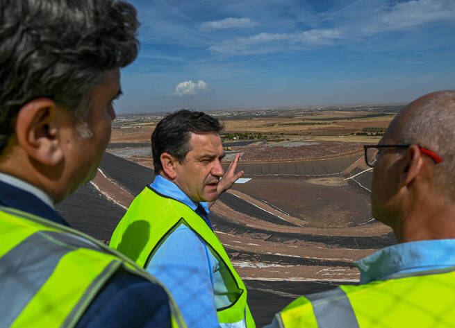 Valverde reclama a la Junta "menos burocracia y más agilidad" en la tramitación ambiental