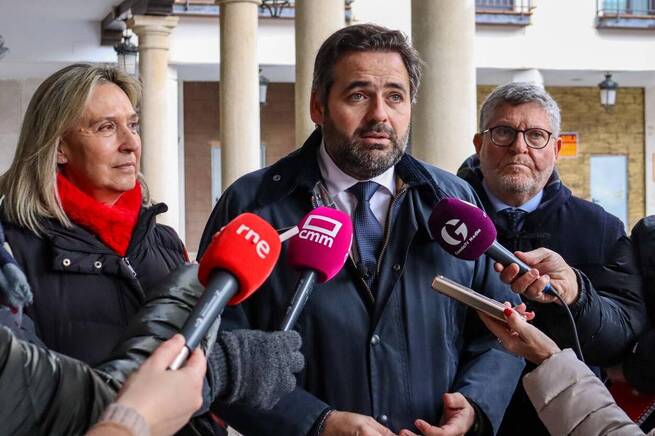 Núñez propone modificar leyes y bajar impuestos para facilitar el acceso a la vivienda en Castilla-La Mancha