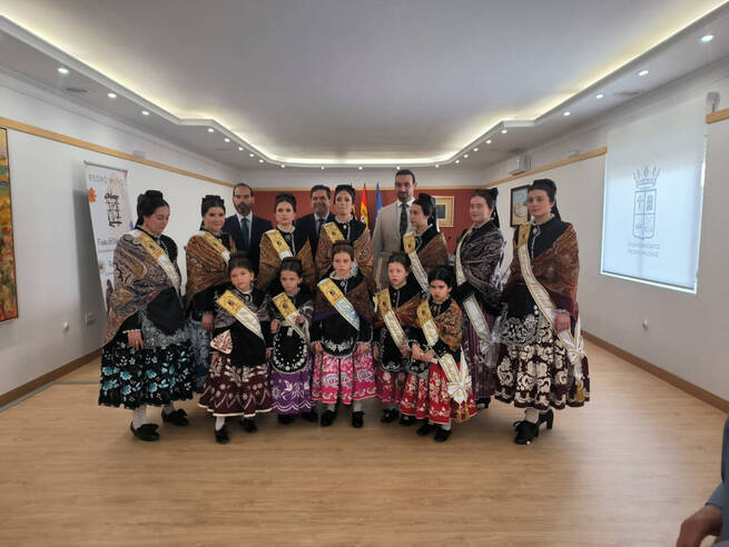 Miguel Ángel Valverde refuerza el valor de las raíces manchegas en la LXII Fiesta del Mayo Manchego de Pedro Muñoz