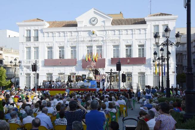 Tomelloso vive con emoción el traslado de su Patrona en el 450 Aniversario de la Parroquia de la Asunción