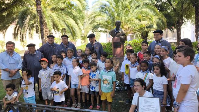 Los niños de Ciudad Real celebran su Pandorga en miniatura como antesala al día 31