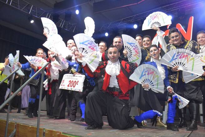 El Baile del Sábado de Carnaval consolida su éxito en Malagón con cientos de vecinos disfrazados