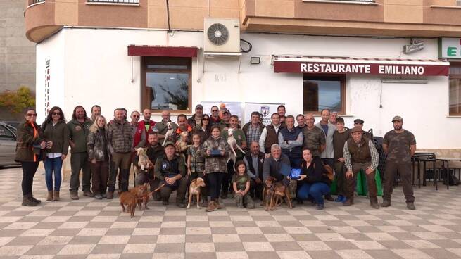 Fernando Alfonso, Guillermo García y Luciano Gómez conquistan los títulos autonómicos de razas de podenco