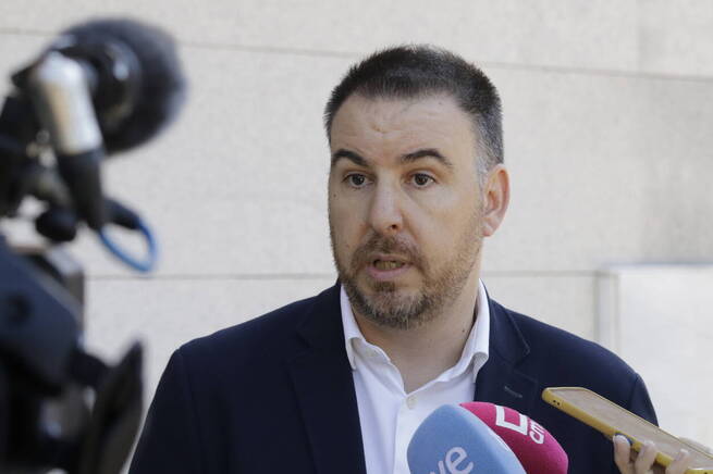 El PSOE recuerda la campaña de "bulos" del PP sobre educación concertada hace cinco años y acusa de "mentir"