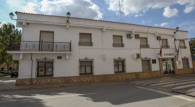 El grupo socialista de Pozuelo de Calatrava denuncia que Julián Triguero ha dejado pasar siete meses sin convocar un pleno ordinario