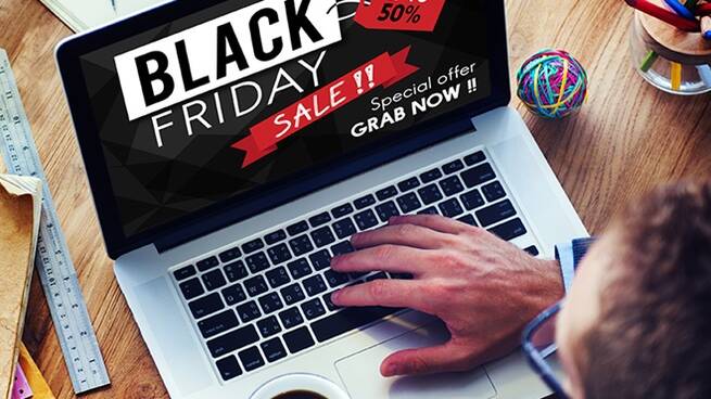La OCU denuncia ante Consumo a 11 plataformas online por falsas rebajas durante el Black Friday