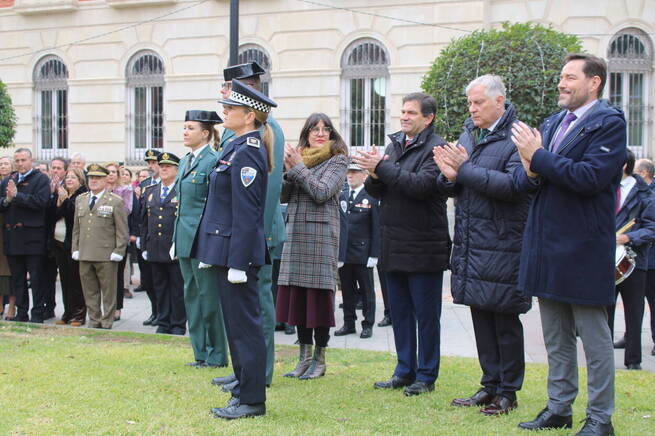 Blanca Fernández asegura que hoy hay que reivindicar “el magnífico recorrido de 47 años de democracia, igualdad, justicia y libertad”
