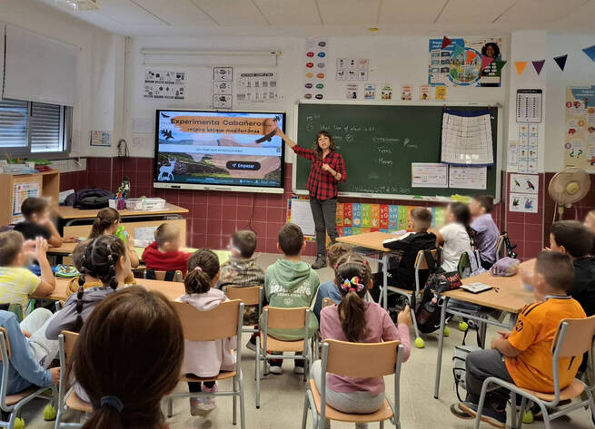 Cerca de 200 estudiantes han descubierto la riqueza natural de Cabañeros a través de talleres educativos