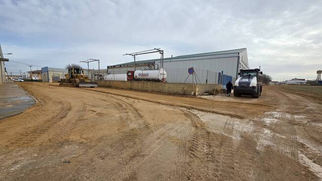 La Roda invierte 53.000 euros en mejorar 15 kilómetros de caminos rurales