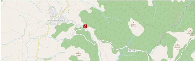 La carretera TO-1375 entre Navamorcuende y El Real de San Vicente permanece cortada por la presencia de nieve