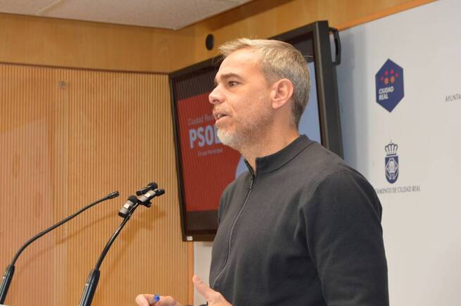 El PSOE fuerza al PP a destinar 250.000 euros para climatizar colegios y reformar el Consejo Escolar