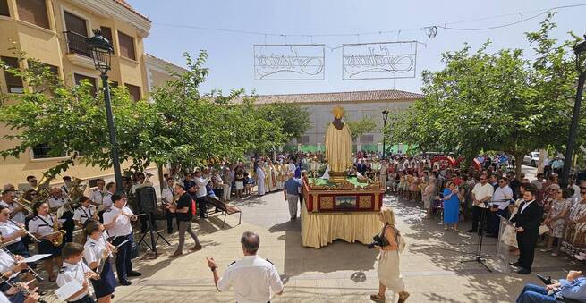La Roda celebra a su patrón, El Salvador, con una jornada marcada por la tradición y la participación institucional