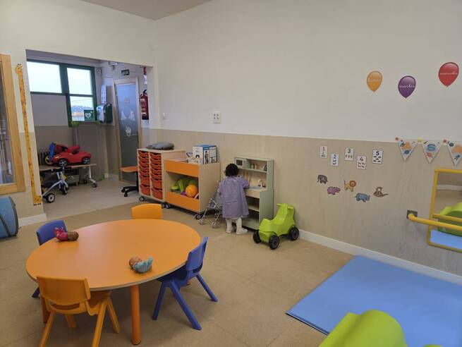 Luciana abre su nueva escuela infantil gratuita con 16 plazas para impulsar la educación y conciliación en el medio rural