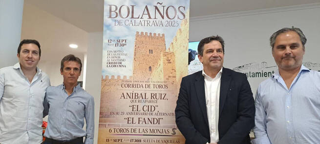 Bolaños de Calatrava recupera su tradición taurina con una corrida de toros en la que participan figuras nacionales y de la tierra