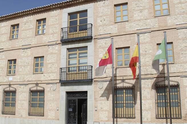 Fuensalida recupera más de 226.000 euros en deudas de agua de viviendas de la SAREB