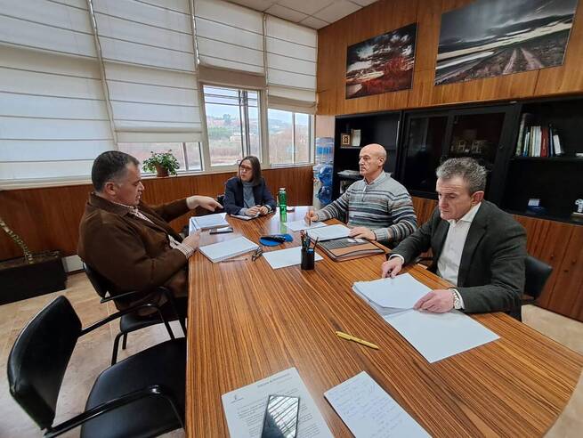 Los regantes del Alto Guadiana solicitan el apoyo del Gobierno regional contra el próximo Plan Hidrológico