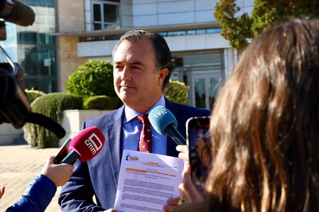 VOX acusa al PSOE de ser el "responsable directo" del 'tasazo' de la basura y del 'impuestazo' del agua