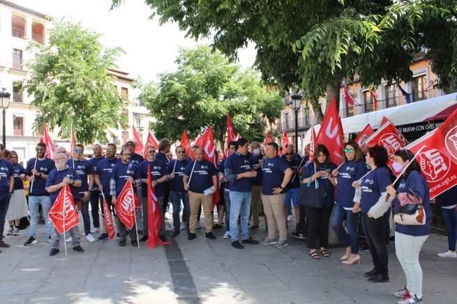 UGT FICA se concentra en Toledo para exigir un Pacto de Estado por la Industria