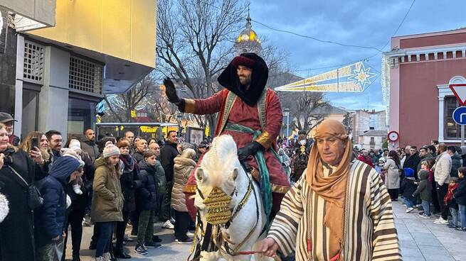 El Heraldo Real recibe las llaves de Ciudad Real para abrir la noche mágica de Reyes