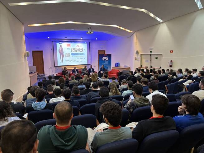 La Escuela Superior de Informática de Ciudad Real consolida su papel como retenedora de talento local