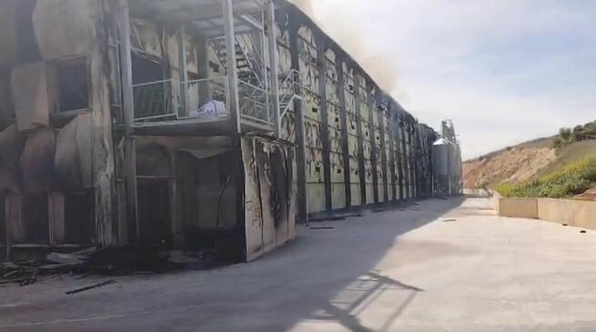 Declarado un incendio en una nave avícola en San Lorenzo de la Parrilla (Cuenca)