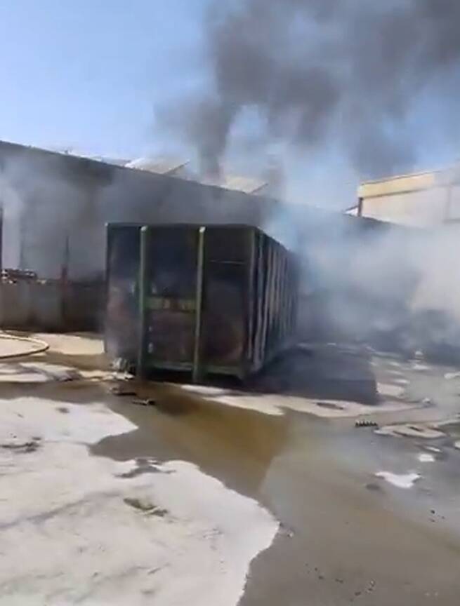 Declarado un incendio en una granja avícola de Motilla del Palancar que ha dejado dos hombres heridos