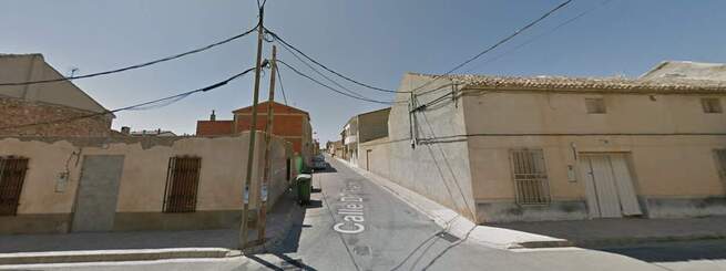 Cuatro personas afectadas en el incendio de una vivienda de Valdeganga (Albacete)