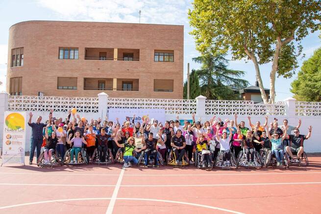 Casi un centenar de personas participan en una jornada de deporte inclusivo en Tarancón