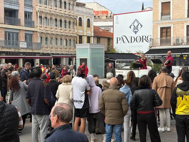 Ciudad Real celebra el 804.º aniversario de Alfonso X el Sabio con un recital de cantigas en la Plaza Mayor