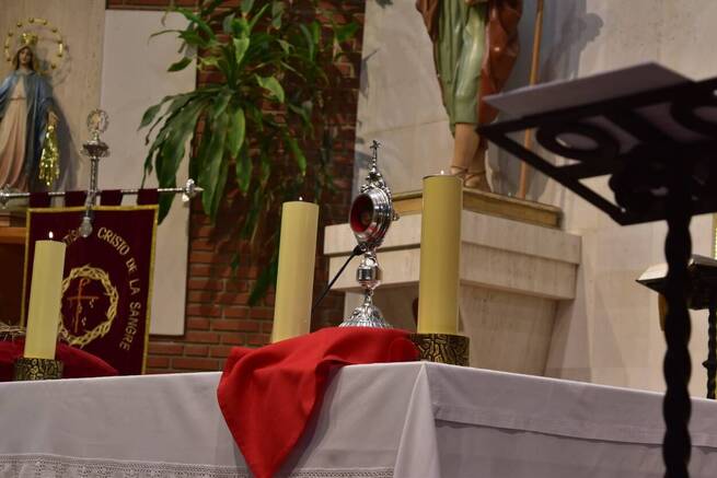 La Cofradía del Stmo. Cristo de la Sangre incorpora un Lignum Crucis a su patrimonio para veneración en Albacete