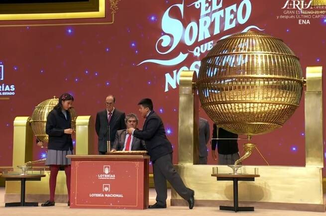 El Gordo de la Navidad 2025 reparte 400.000 euros por décimo en una jornada histórica para la región