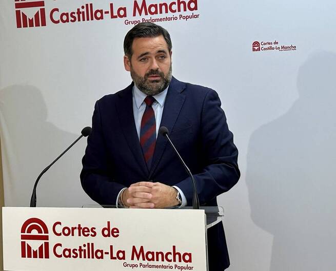 Núñez acusa a Page de priorizar a Sánchez frente a los intereses de Castilla-La Mancha