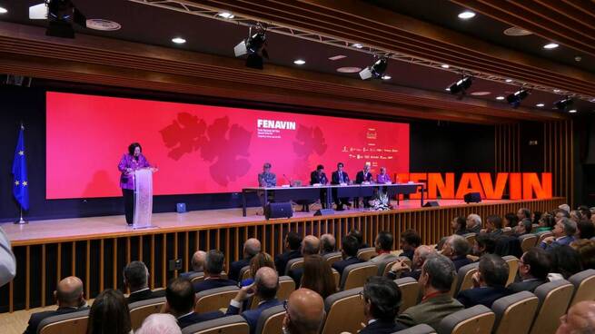 La secretaria de Estado de Agricultura y Alimentación destaca el apoyo del Gobierno al sector vitivinícola frente a desafíos