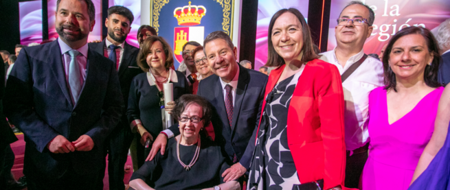 La sociedad de Castilla-La Mancha reconoce una década de prosperidad que es fiel reflejo del nuevo Estatuto de Autonomía