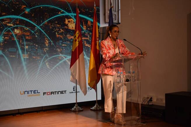 Castilla-La Mancha amplía los cursos de alfabetización mediática y ciberseguridad para llegar a más de 180 centros educativos y 8.000 escolares